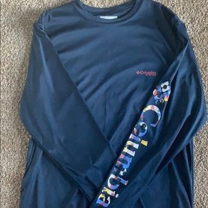 Columbia Long Sleeve T-Shirt size small
